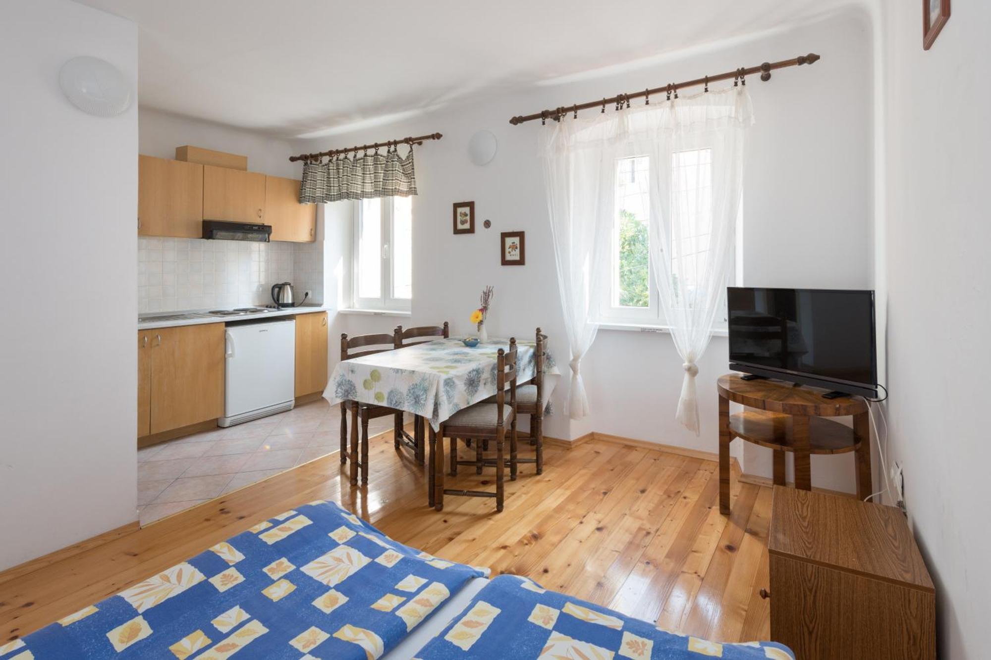 Apartments Mirakul マリ・ロシニュ 部屋 写真